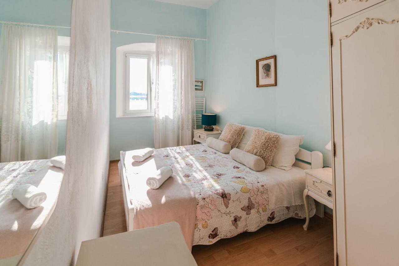 Arya Apartment Σίμπενικ Εξωτερικό φωτογραφία