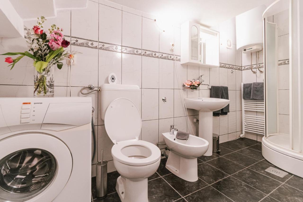 Arya Apartment Σίμπενικ Εξωτερικό φωτογραφία