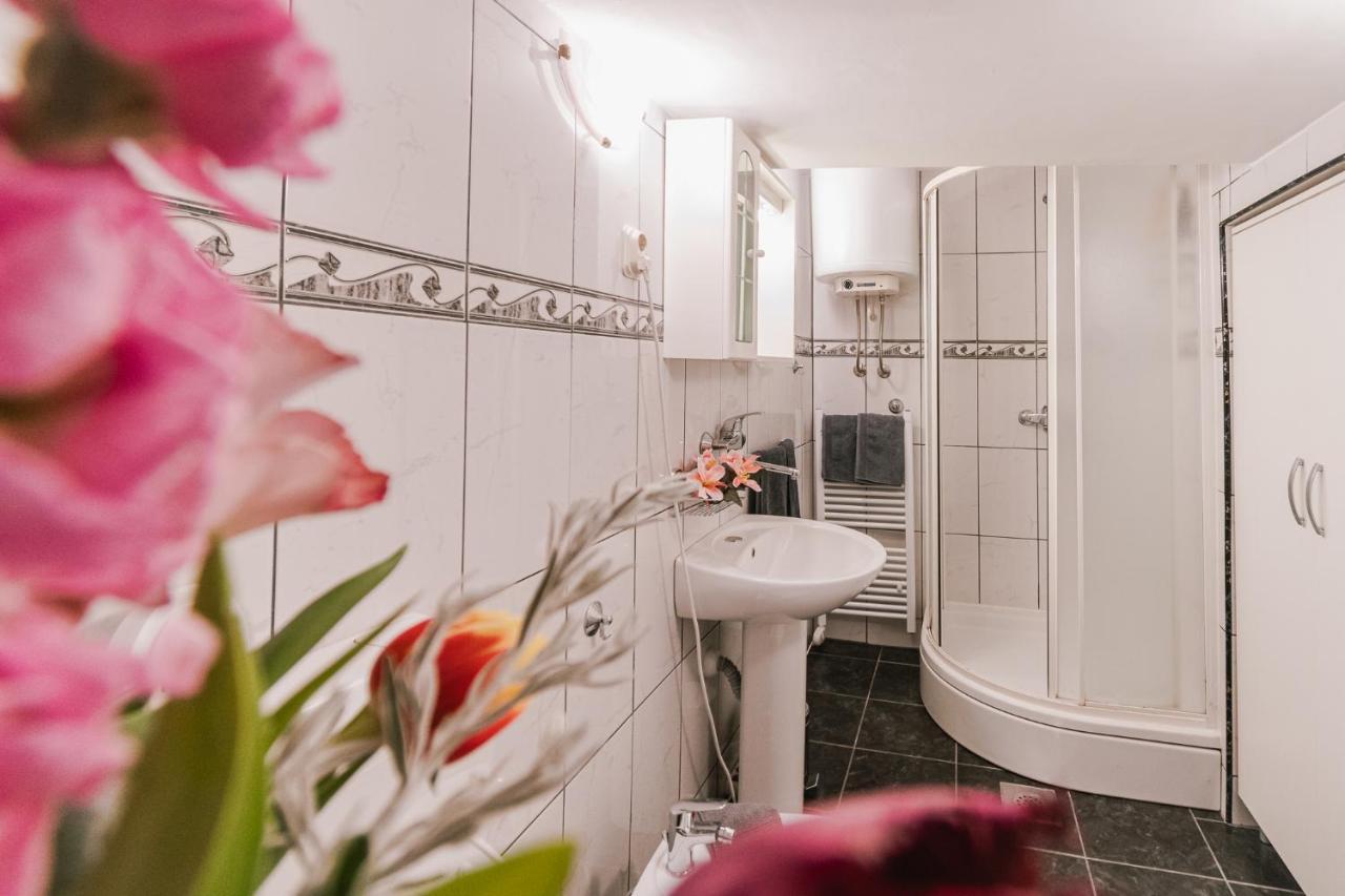 Arya Apartment Σίμπενικ Εξωτερικό φωτογραφία