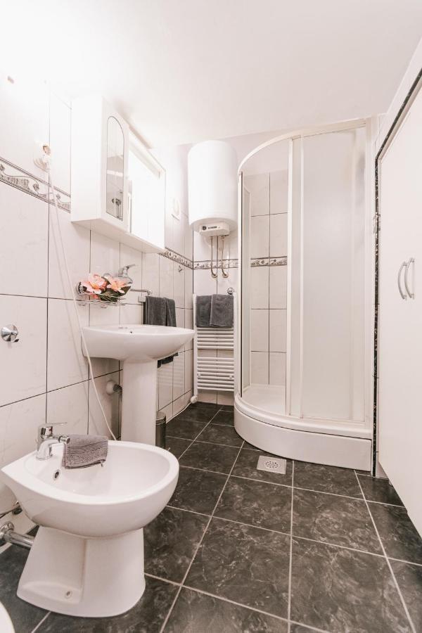 Arya Apartment Σίμπενικ Εξωτερικό φωτογραφία