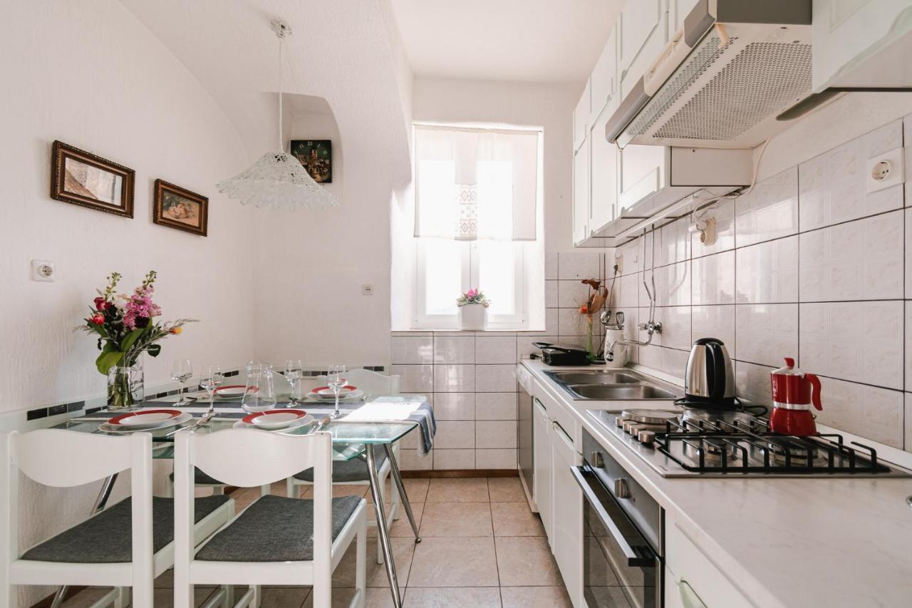 Arya Apartment Σίμπενικ Εξωτερικό φωτογραφία