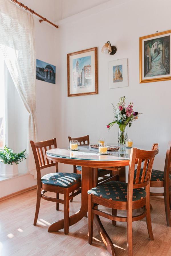 Arya Apartment Σίμπενικ Εξωτερικό φωτογραφία